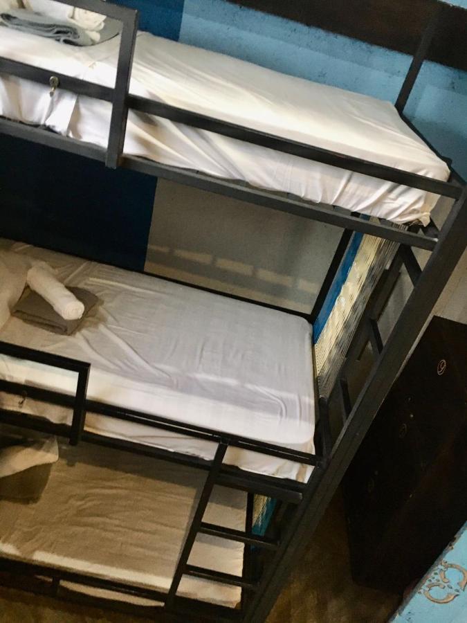 Mexiqui Zocalo Hostel เม็กซิโกซิตี้ ภายนอก รูปภาพ