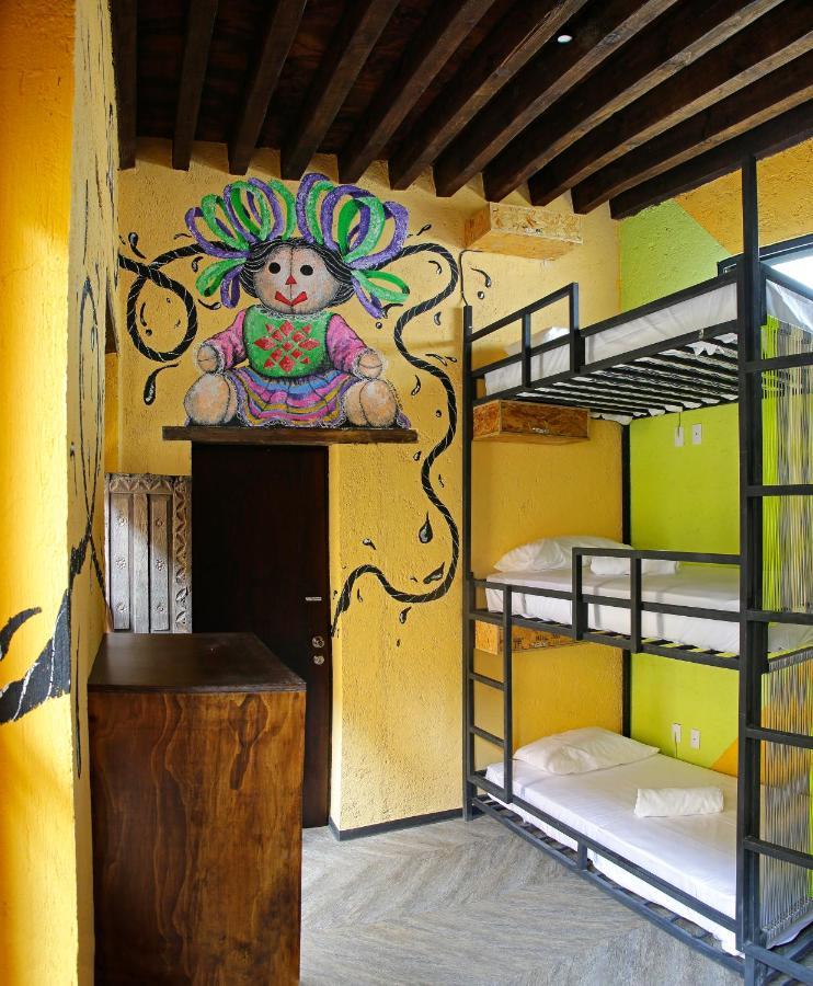 Mexiqui Zocalo Hostel เม็กซิโกซิตี้ ภายนอก รูปภาพ
