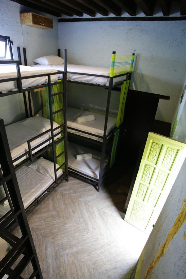 Mexiqui Zocalo Hostel เม็กซิโกซิตี้ ภายนอก รูปภาพ